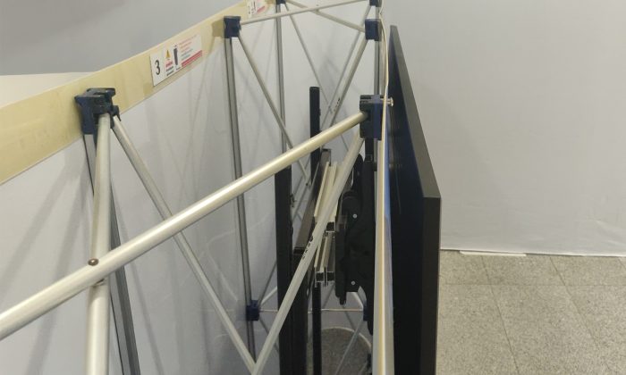 Express Pop Up Tv Stand - Image 2